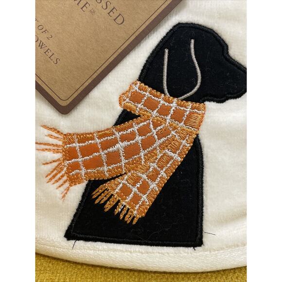 Set of 2 Black Labrador In Scarf Falling Leaves Dog Embroidered Bath Hand Towels - Picture 4 of 7